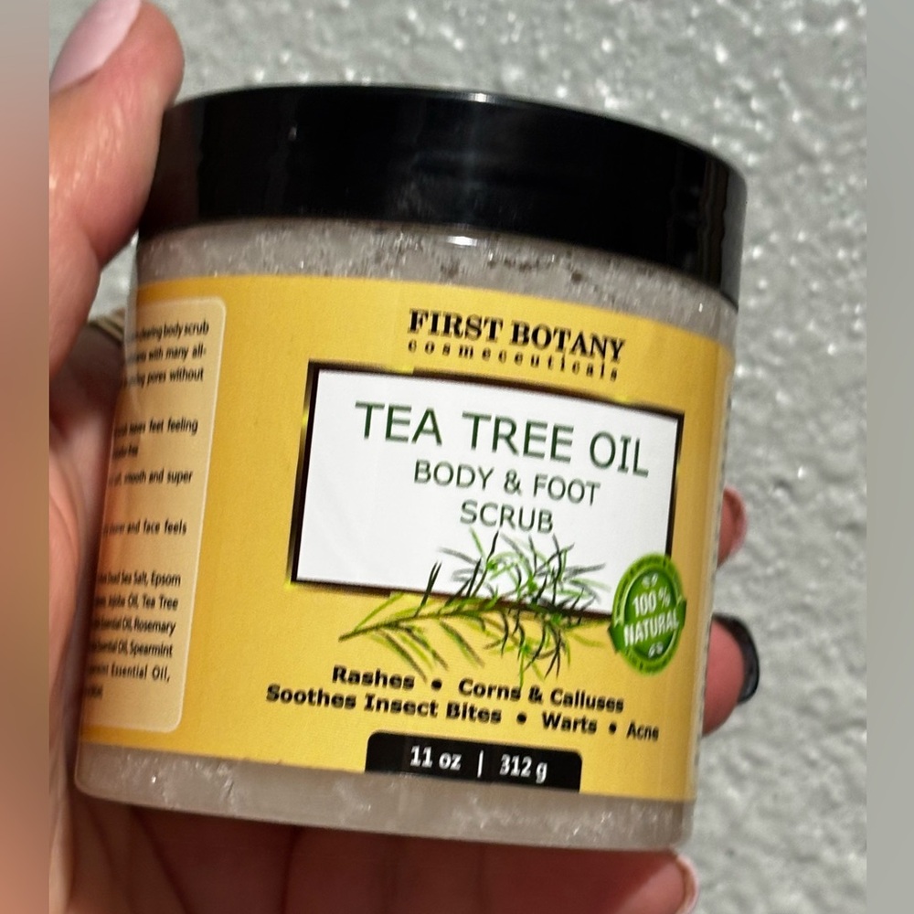 Tea Tree Oil Body & Foot Scrub - Black and Yellow